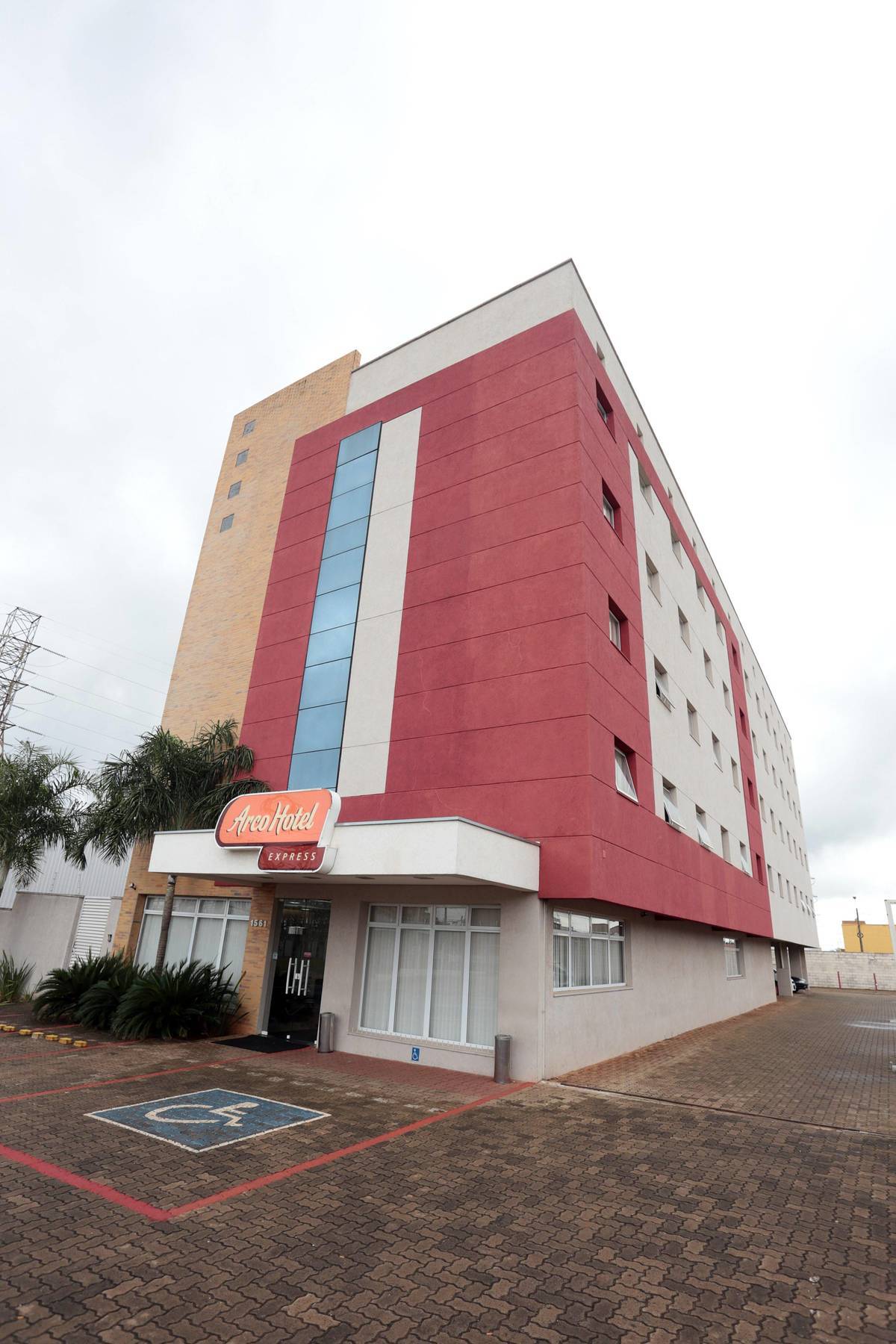 Golden Tower Express Araraquara By Fenix Hoteis Exterior photo